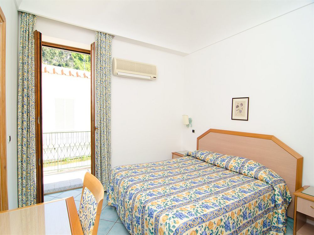 La Capannina - Hotel & Apartments Ischia Luaran gambar
