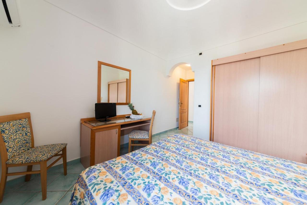 La Capannina - Hotel & Apartments Ischia Luaran gambar